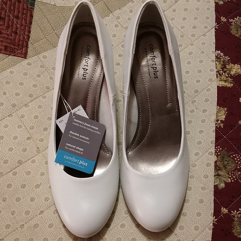 White patent leather heels Comfort Plus